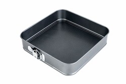  - Porland Pretty Cooker Kare Kelepçeli Kek Kalıbı 26Cm